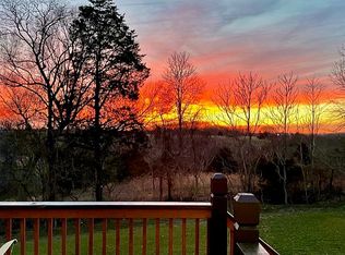 125 Rugged Peak Ridge Dr, Somerset, KY 42503