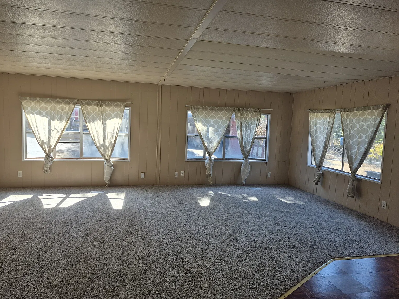 2 bed, 1440 sqft, $3,499 — Photo 4