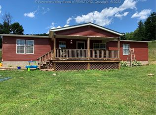 117 Hound Dog Ln, Liberty, WV 25124