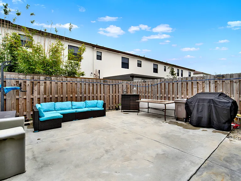 23461 SW 129th Pl — Photo 21