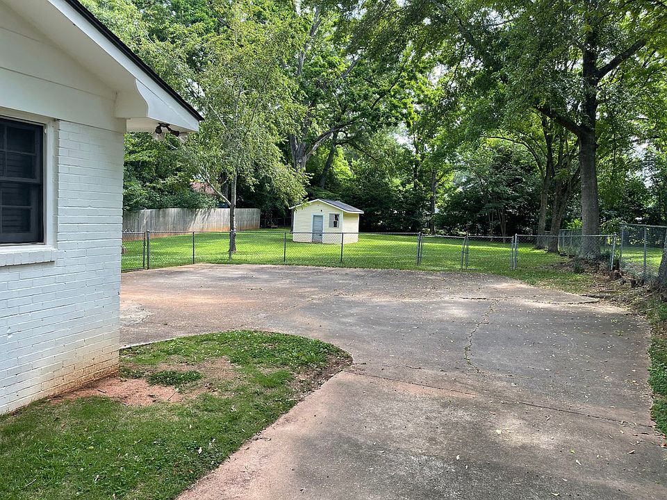 607 Floral St, Opelika, AL 36801 | Zillow