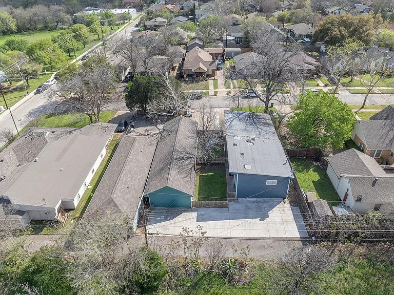 Rosedale — Photo 24