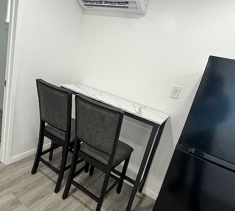 2nd image of 14010 Charlemagne Ave