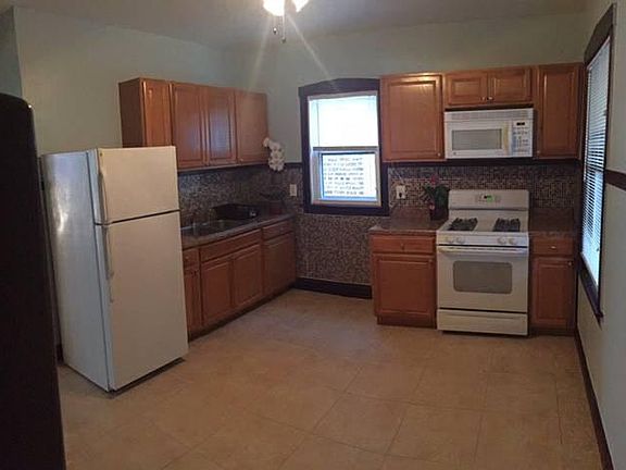 2nd image of 3443 N Monticello Ave #2
