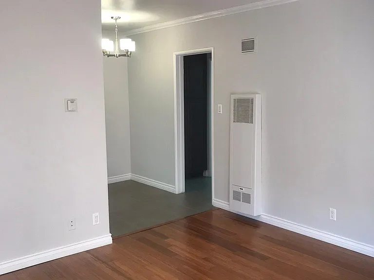 13000 Valleyheart Dr #3 — Photo 7