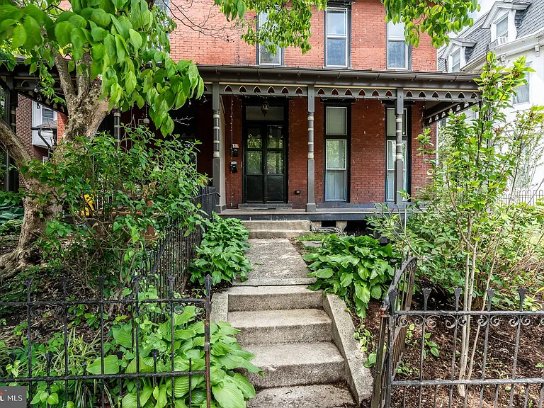 144 Gay St #2 — Photo 41