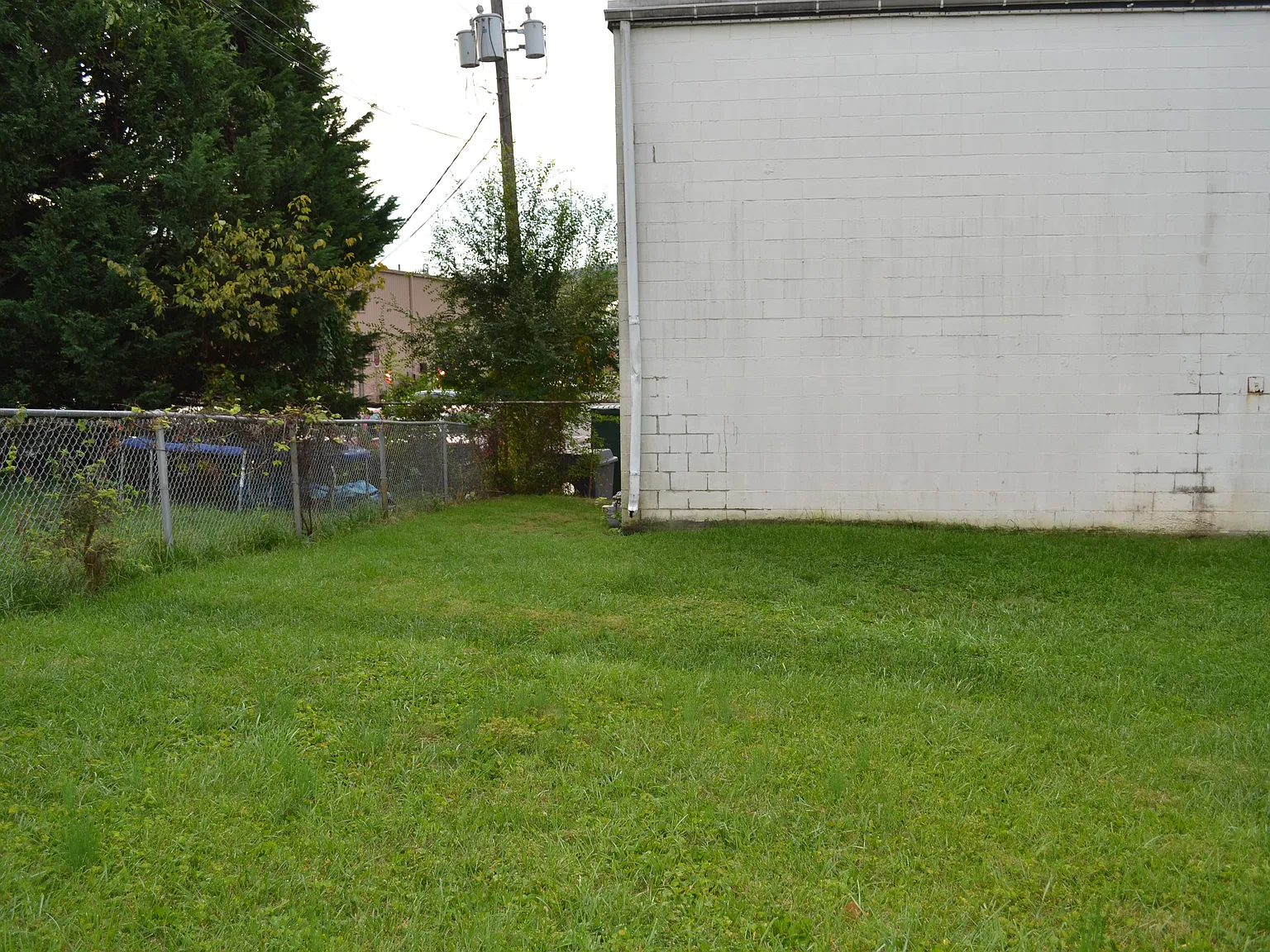 2 bed, 1500 sqft, $1,400 — Photo 4