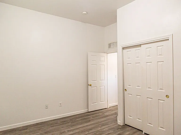 8230 W Calle Sancho Panza #1 — Photo 15