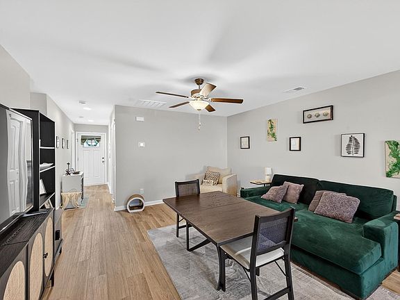 4th image of 2103 Catlet Ct