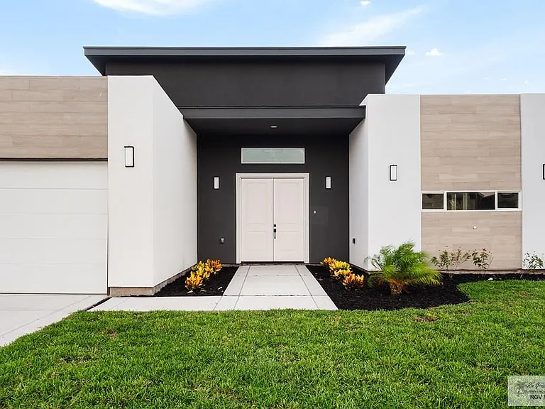 6217 Mackenna Dr — Photo 28