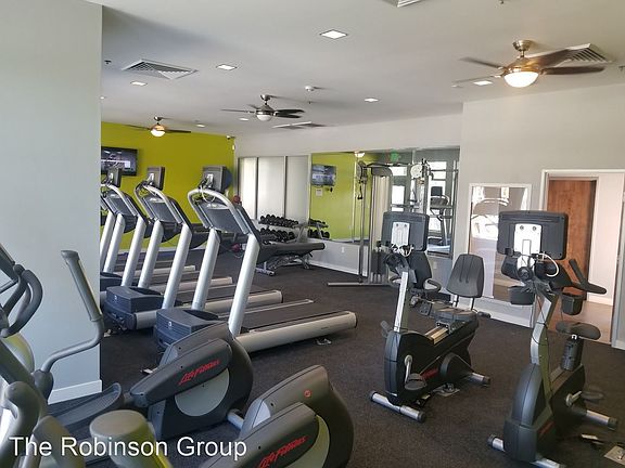 4th image of 805 W Brown St #7345683