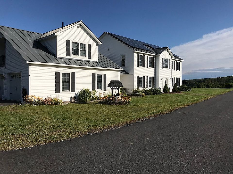 2nd image of 252 Phelps Rd