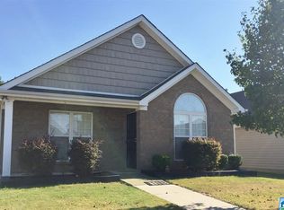 1220 Village Trl, Calera, AL 35040