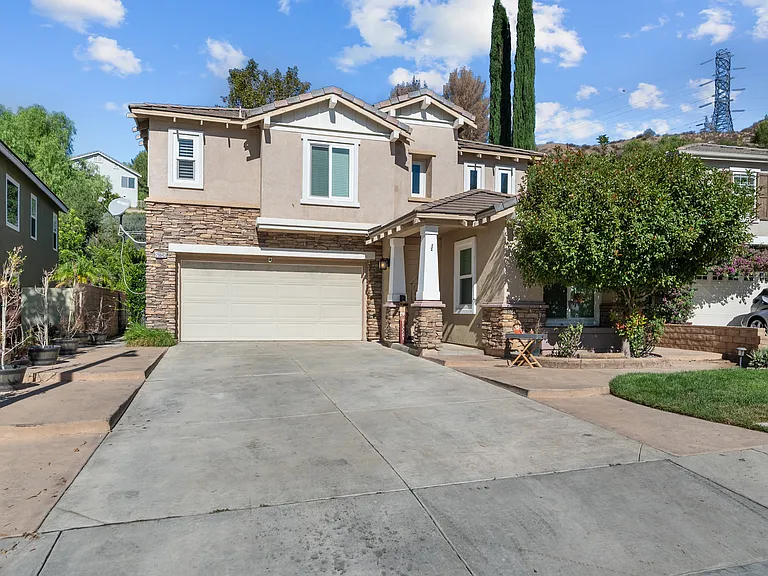 28643 Silverking Trl — Photo 1