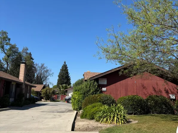 5732 W Robinwood Avenue, Visalia, CA 93291