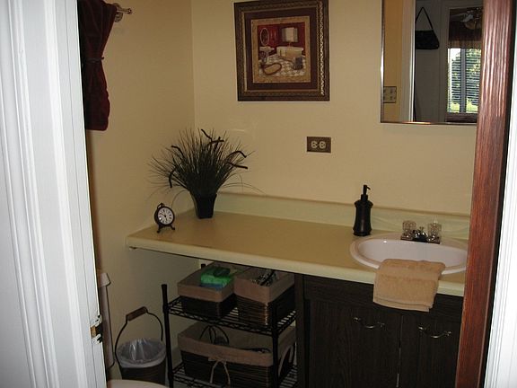 master Bed Bath rm