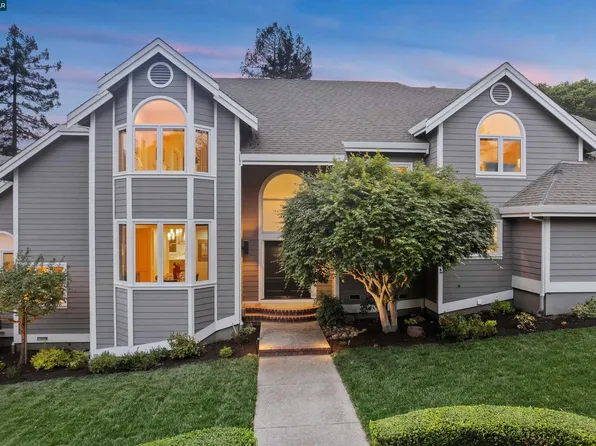 5 Pine Tree Ln, Orinda, CA 94563