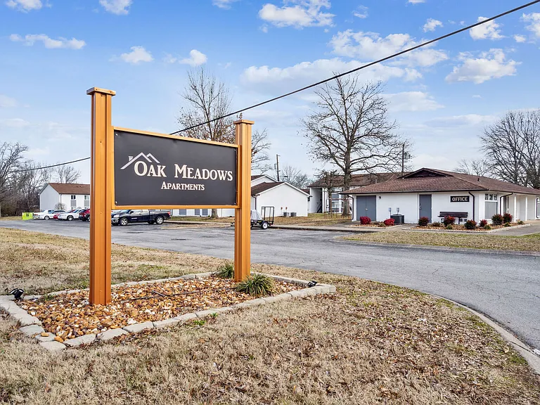 Oak Meadows — Photo 17