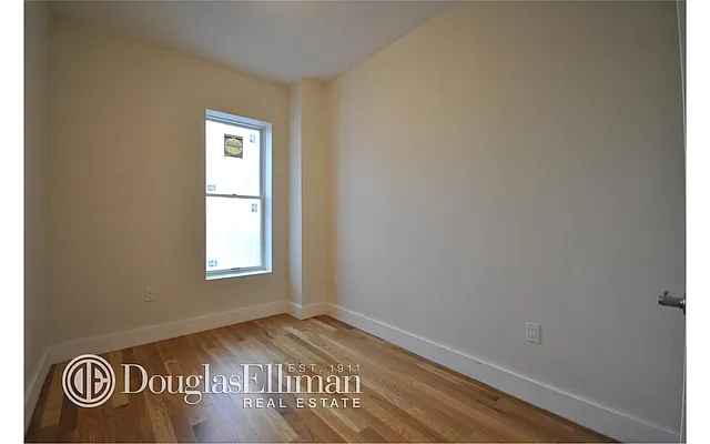 Rented by Douglas Elliman | media 4