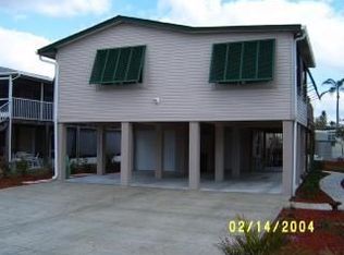 104 Lovers Ln, Fort Myers Beach, FL 33931