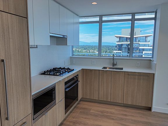 3rd image of 505 Nelson St #2301