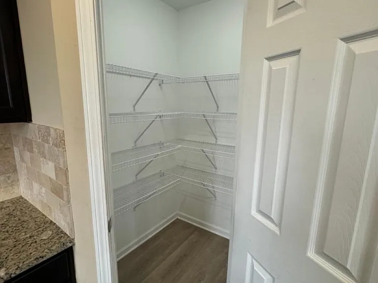 1620 Shire Village Dr — Photo 13