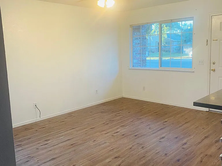 774 Elk Hills Dr — Photo 23
