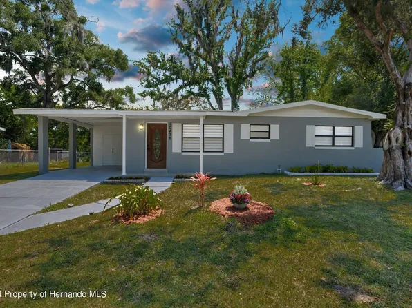 10438 Eastside Ave, Brooksville, FL 34601