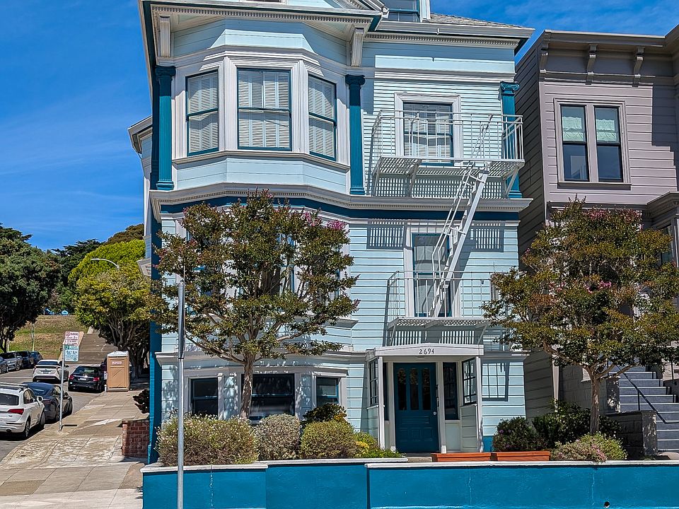 1st image of 2694 Sacramento St