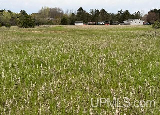 2nd image of Danforth Rd