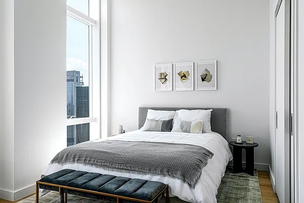 Rented by Greystar | media 1