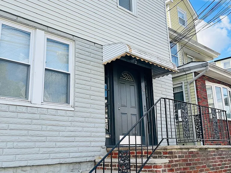 98 Bergen Ave #3 — Photo 3