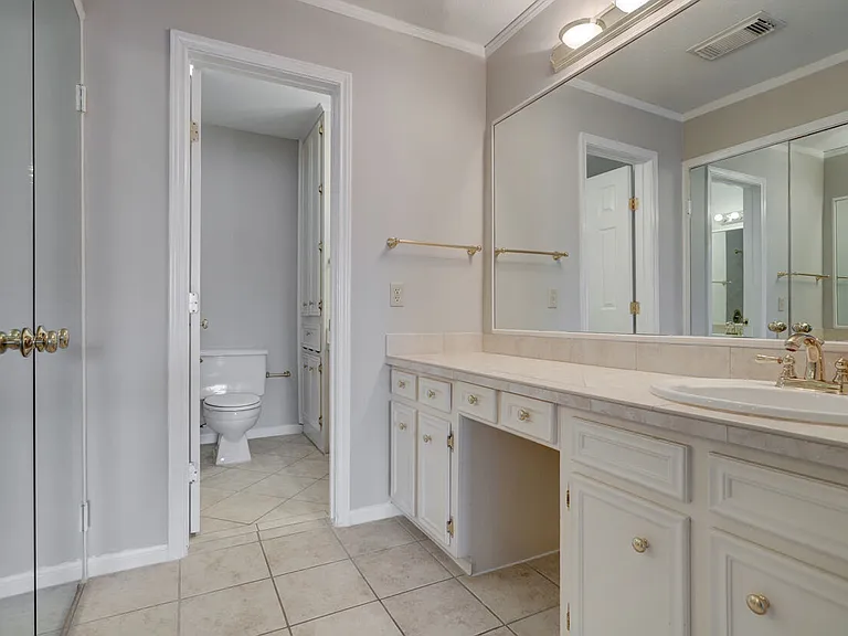 San Felipe Square Townhomes — Photo 16