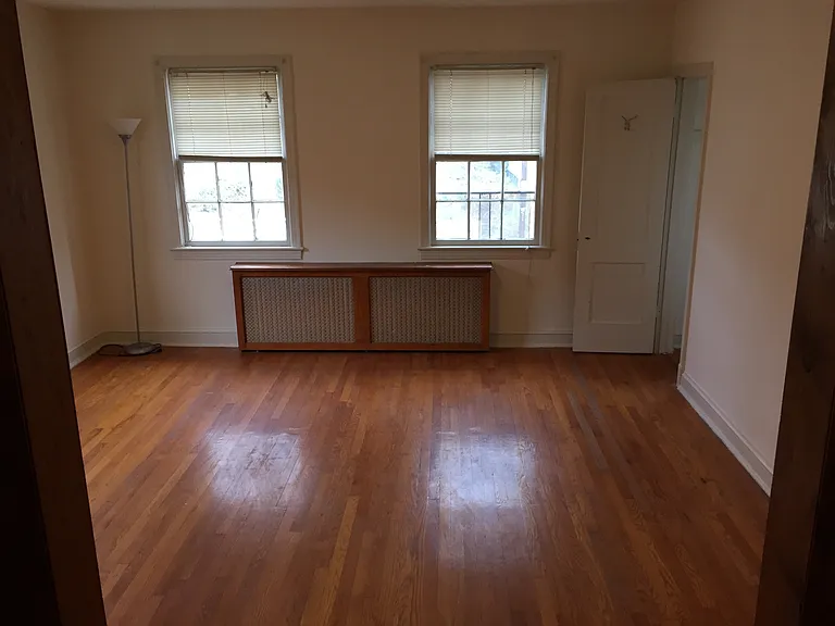 4504 Macarthur Blvd NW #4 — Photo 4