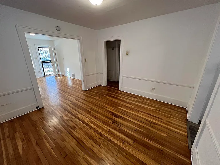 16626 Monica St — Photo 3