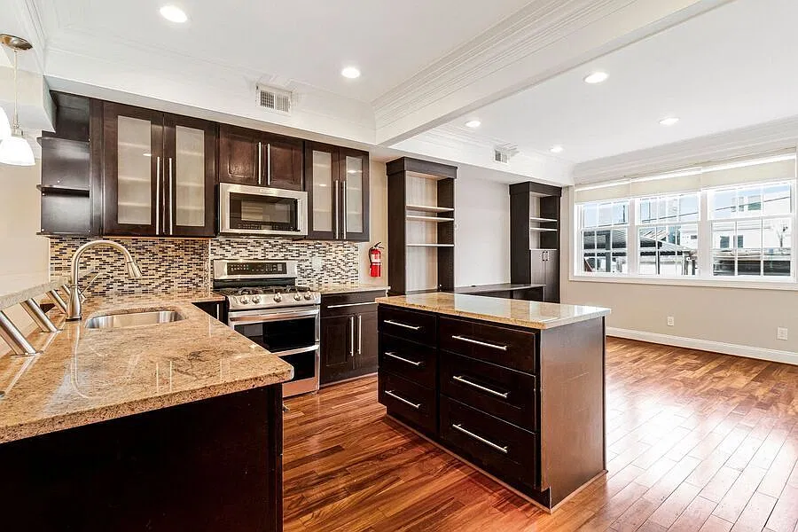 Renovated 4BR Petworth Townhome with In-Law Suite, Parking, Private Patio & Outdoor Amenities — Photo 2