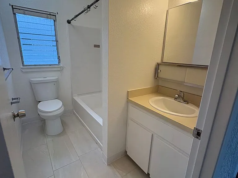 105 Kekela St — Photo 11