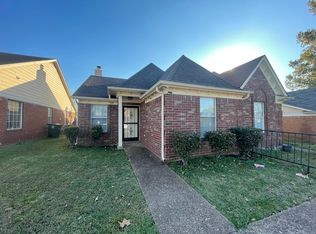 5527 Emerald Hills Dr, Memphis, TN 38115