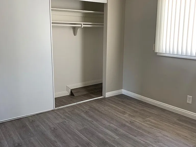 1541 College View Dr #9 — Photo 9