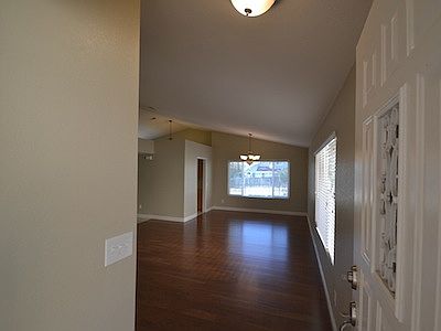 1st image of 6346 N Beechwood Ave