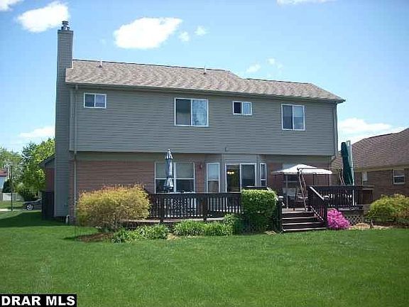 2nd image of 24184 Foxmoor Blvd