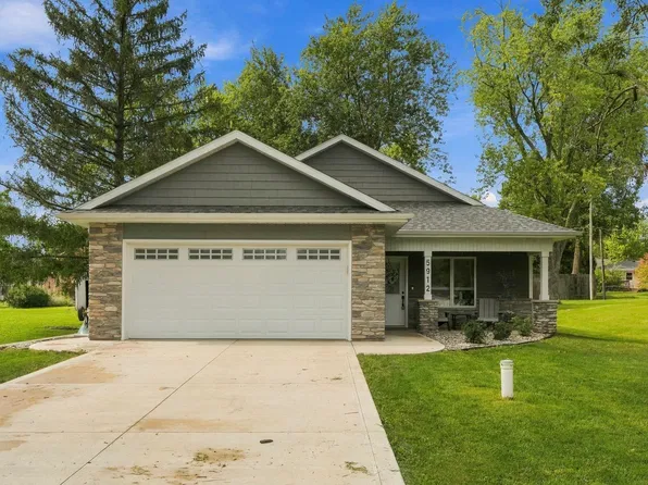 5912 Richland Dr, Fort Wayne, IN 46804