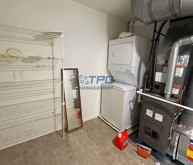 19 Newburgh Dr — Photo 18
