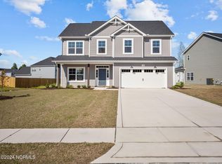 106 Fox Cove Xing, Jacksonville, NC 28546