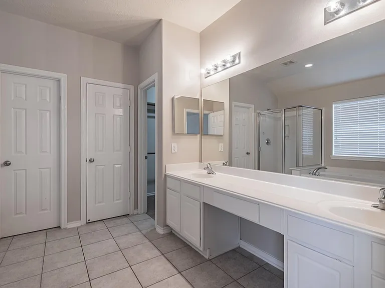 6707 Topsfield Point Dr — Photo 24