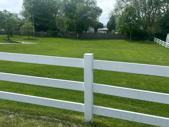 114 Overland Dr, Richmond, KY 40475