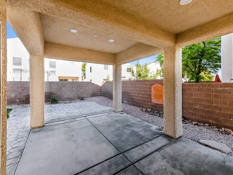 7643 Morning Lake Dr — Photo 16