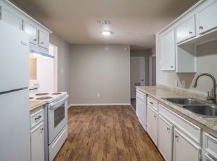 5602 Brownfield Dr APT D, Lubbock, TX 79414