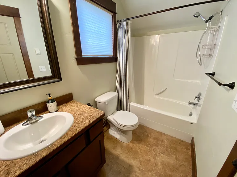 4414 Brisbin St #B — Photo 12