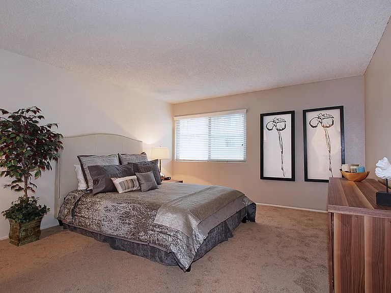 The Arbors Carlsbad — Photo 24